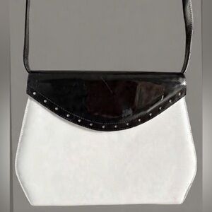 Salvatore Ferragamo BA212059* 90s Elegant Black & White Purse Detachable Strap